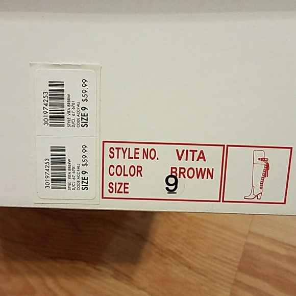 NEW Suede Knee Boots - Picture 6 of 8